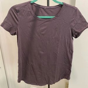 Lululemon tee